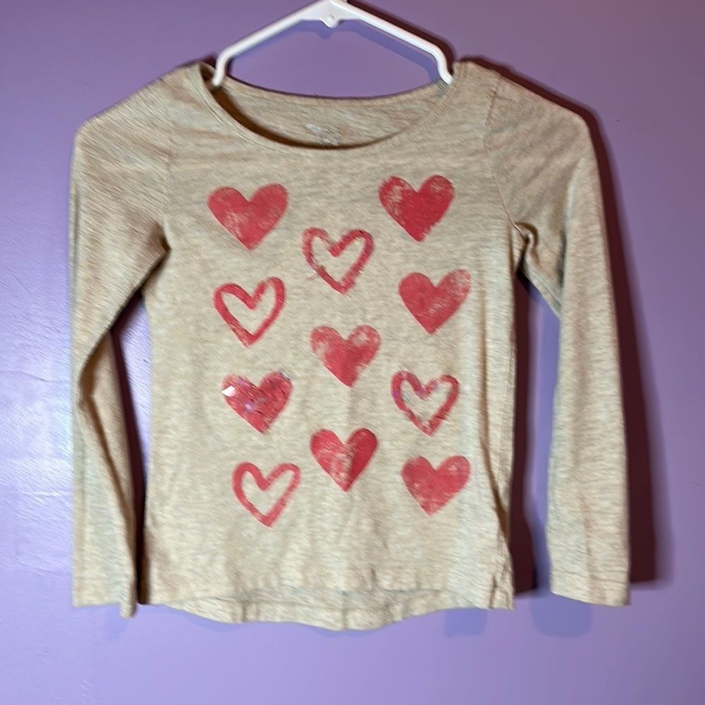 Cherokee Girls Distressed Long Sleeve T-Shirt Heart Graphic Sequins Size 6/6X